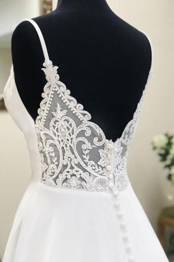 Ivory V-neck Sleeveless Sweep/Brush Train Wedding Dresses BabaMila