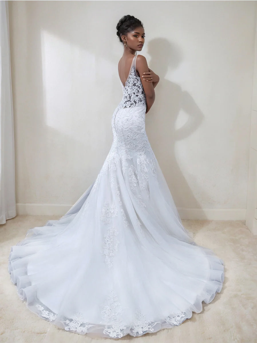 Trumpet/Mermaid V-Neck Sleeveless Wedding Dresses with Lace Appliques BabaMila