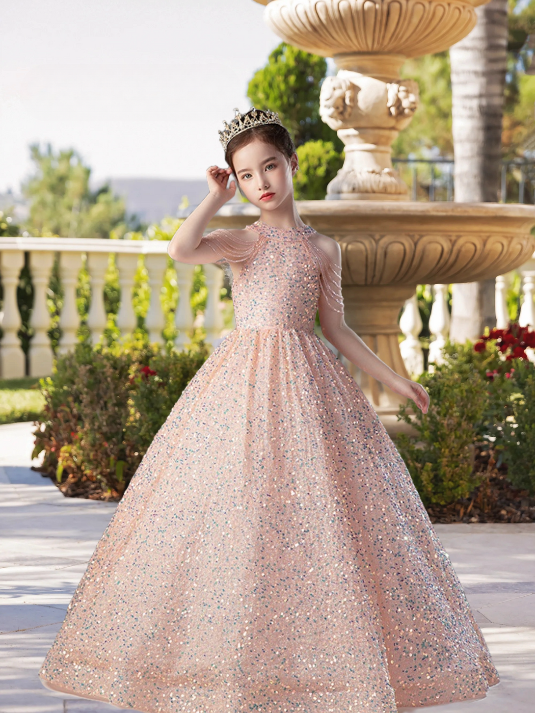 Exquisite Halter Cold Shoulder Floor-Length Sequined Lace Ball Gown/Princess With Beads/Bow Girls Gidiondress
