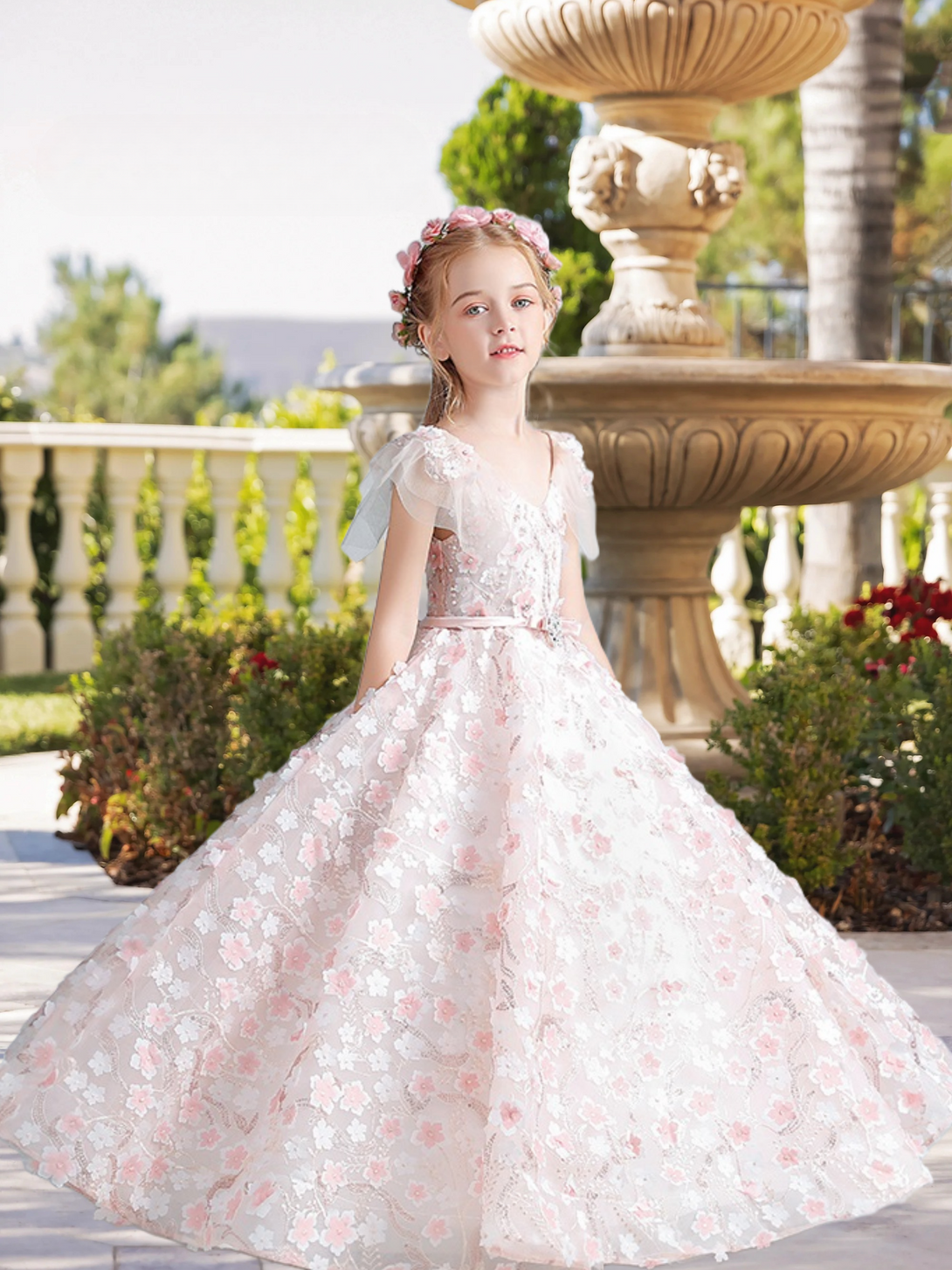 Exquisite V-Neck Flutter Straps Floor-Length Satin/Lace/Tulle Girls Birthday Dresses With Belt/Appliques/3D Flower Girls Gidiondress