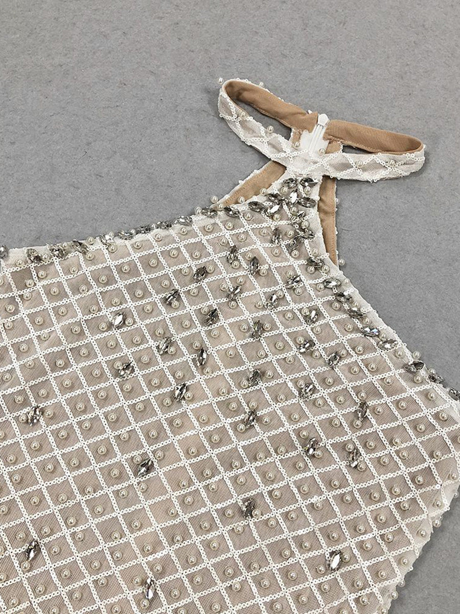 Sheath/Column Halter Sleeveless Elegant Sequined Prom Dresses with Pearl/Back Split BabaMila