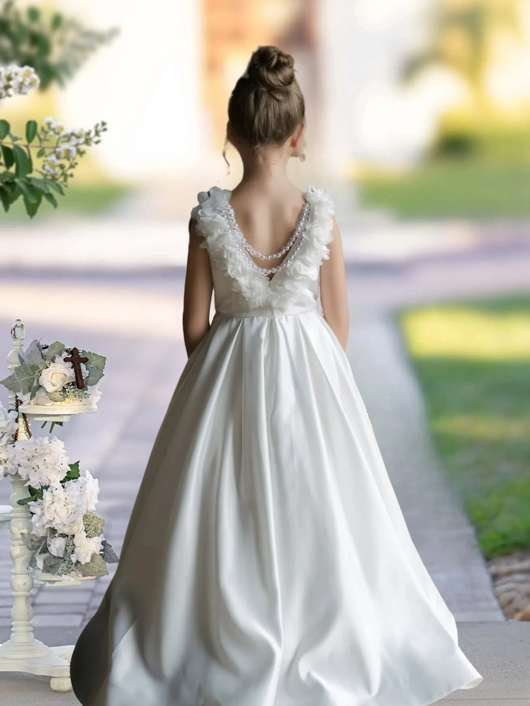 Flower Girl Dresses A-Line Sleeveless Floor-Length Satin First Communion Dresses 3D Flower Girls Gidiondress Ivory 12M