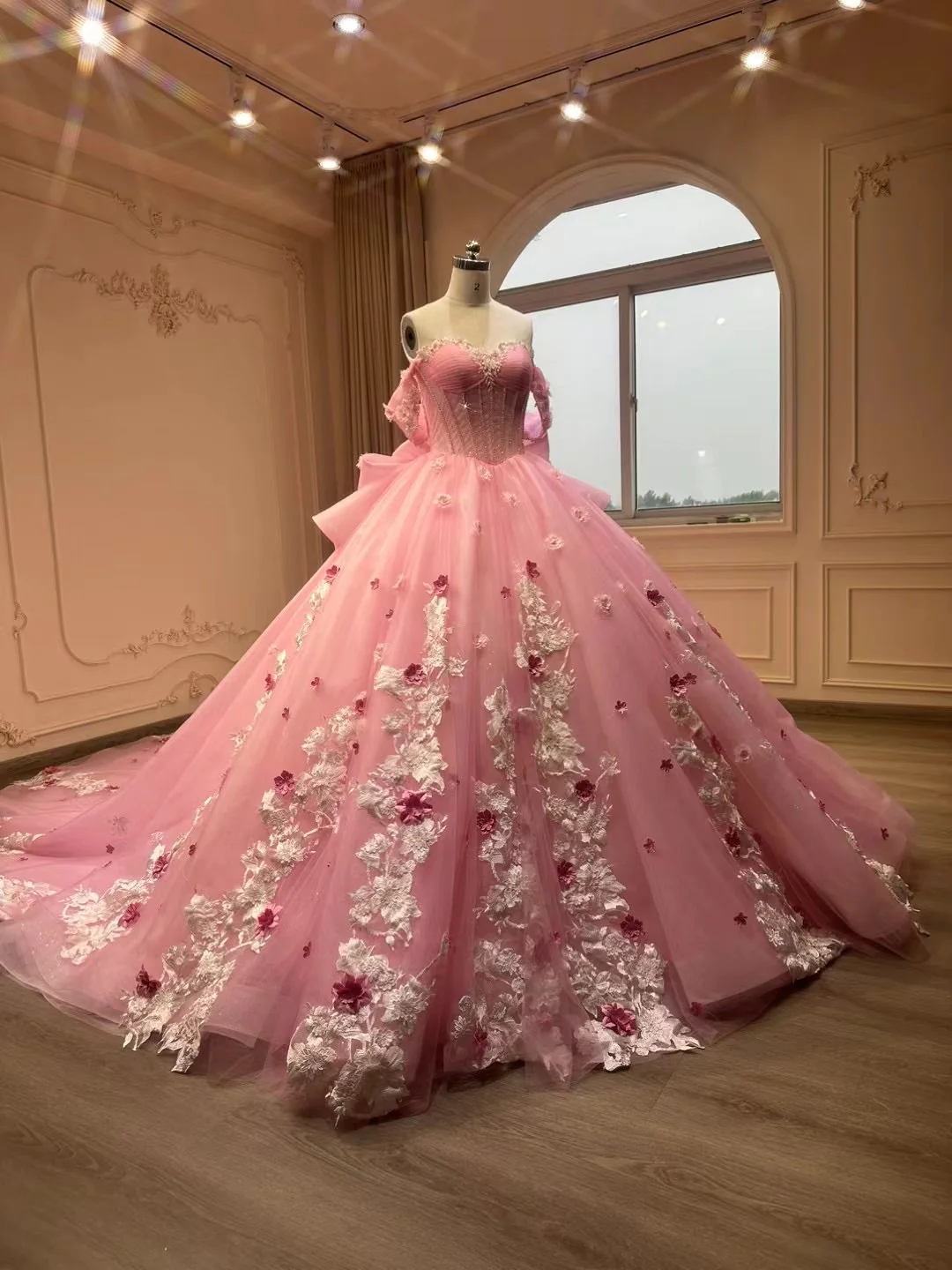 Quinceanera Dresses Ball Gown Appliques Princess Sweet 15 16 Years Old Birthday Prom Party Gown Gidiondress