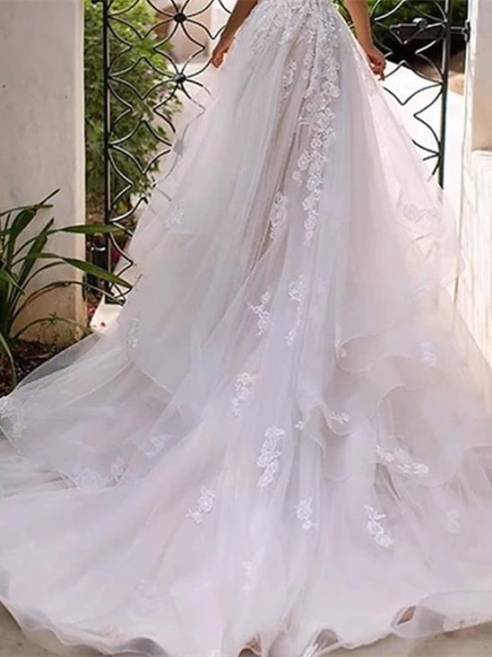 A-Line/Princess Sweetheart Chapel Train Wedding Dress Spaghetti Straps with Appliques BabaMila