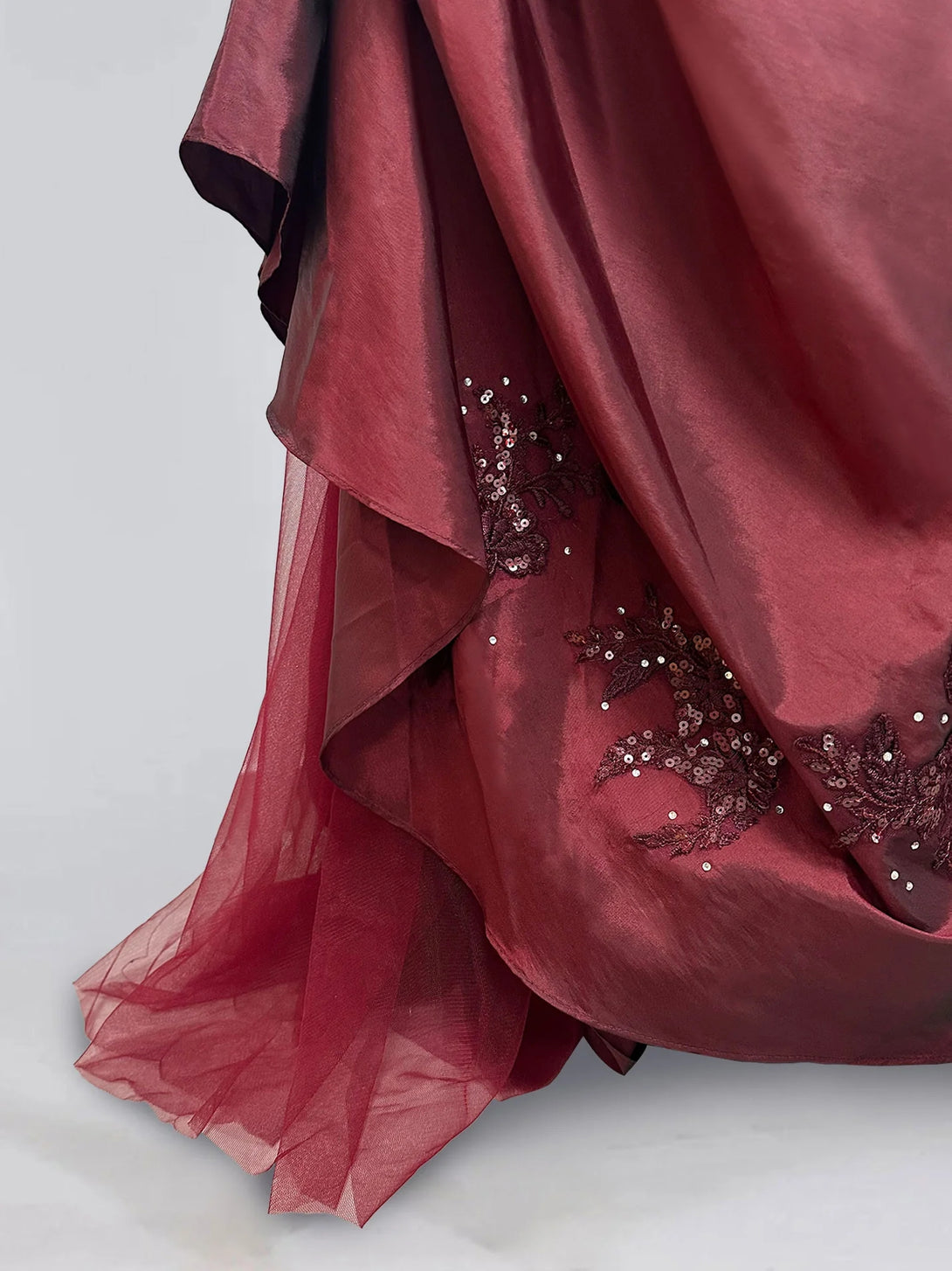 Trumpet/Mermaid Strapless Sleeveless Floor-Length Taffeta Prom Dresses with Ruffles，Embroidery & Beadings BabaMila