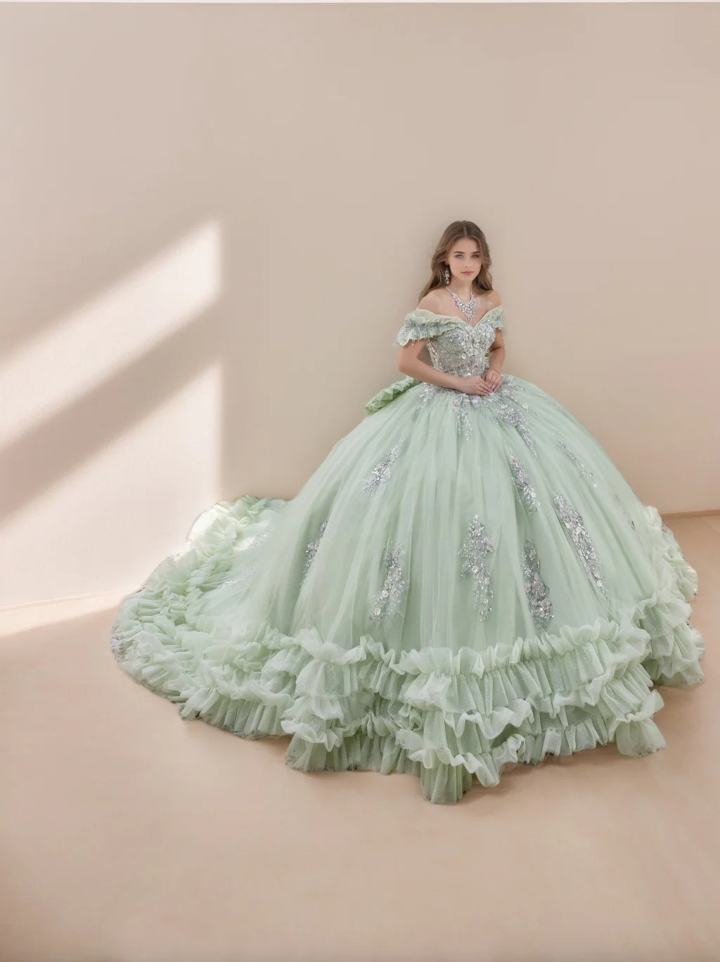 Ball Gown Sweetheart Sleeveless Floor-length Tulle Long Prom Dresses with Lace Appliques BabaMila