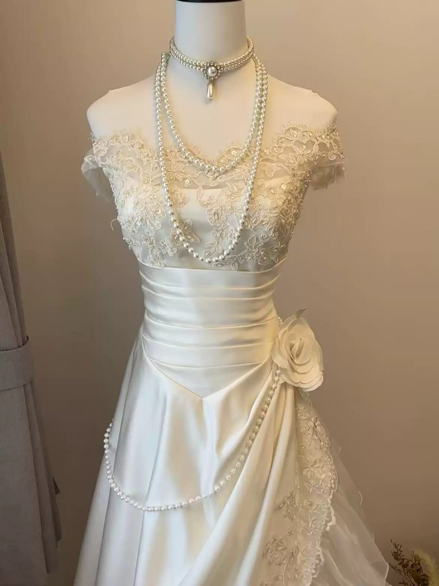 A-line/Princess Off-the-shoulder Ruched Wedding Dresses with Appliques/Pearls/Tulle BabaMila