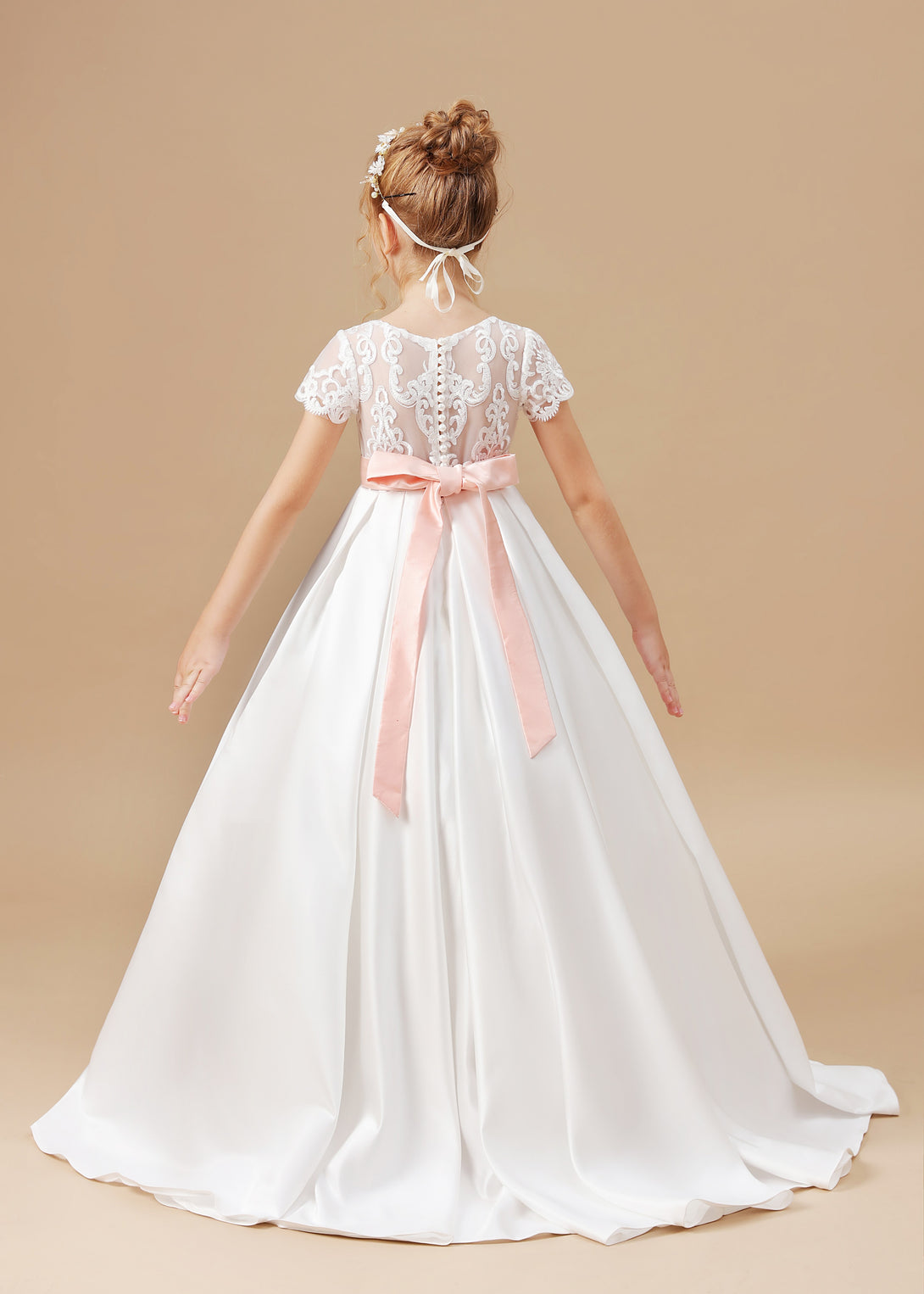 Ball Gown Short Sleeve Scoop Neck Sweep Train Floor-Length Lace/Tulle/Satin Flower Girl Dresses/First Communion Dress With Beads Belt/Appliques Girls Gidiondress