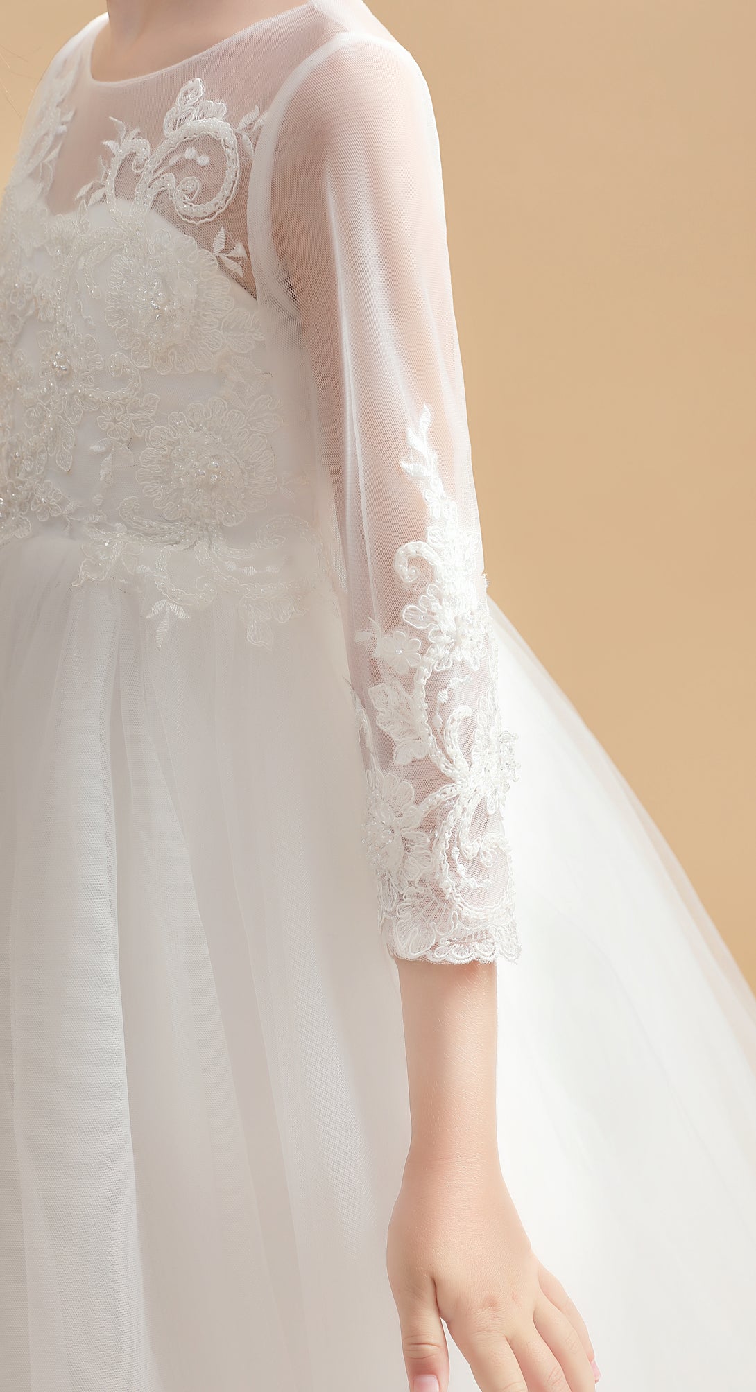 Princess 3/4 Sleeve Scoop Neck Floor-Length Tulle/Lace Flower Girl Dresses/First Communion Dress With Appliques Girls Gidiondress