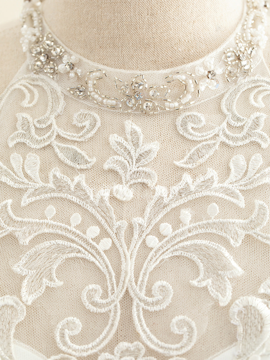 A-Line/Princess Halter Neck Sleeveless Floor-Length Wedding Dress with Lace Embroidery BabaMila