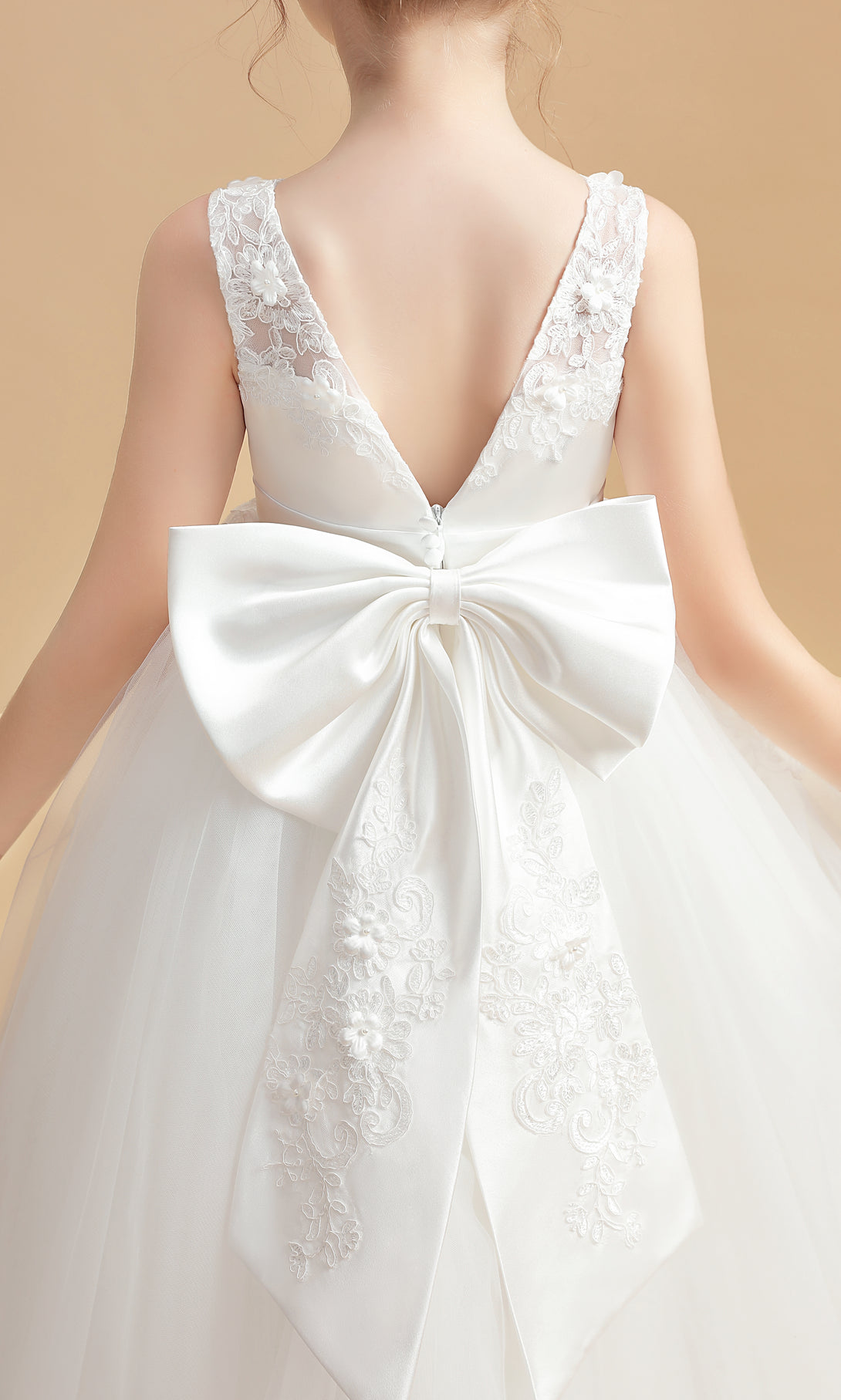 Ball Gown Sleeveless Scoop Neck Floor-Length Tulle/Lace/Satin Flower Girl Dresses/First Communion Dress With Appliques/Bow Girls Gidiondress