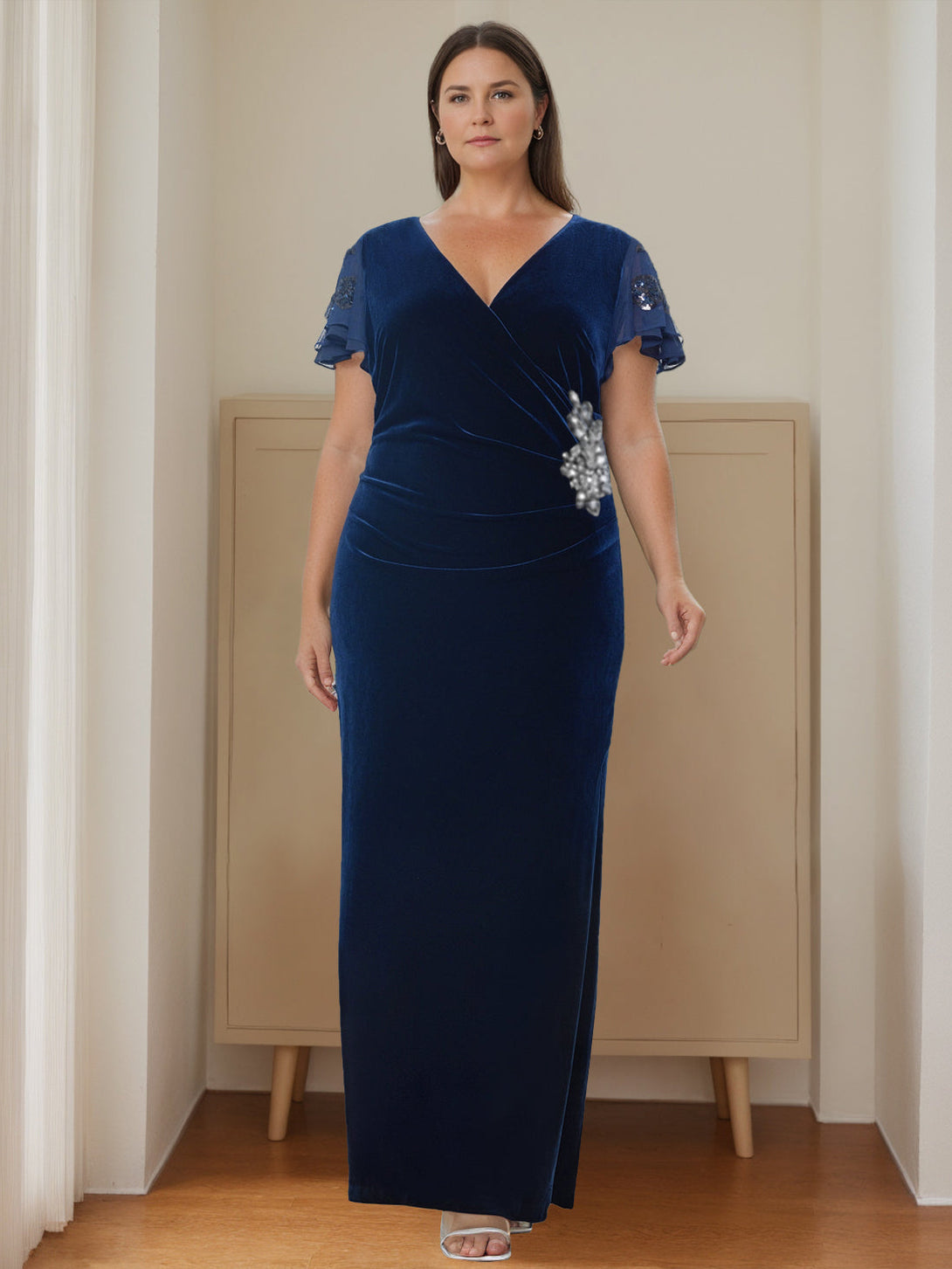 Sheath/Column V-Neck Short Sleeves Floor-Length Velvet Plus Size Mother Of The Bride Dresses With Ruffles & Appliques BabaMila