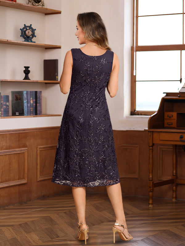 A-Line/Princess Scoop Knee-Length Mother Of The Bride & Groom Dresses With Jacket & Lace Appliques & Sequins BabaMila