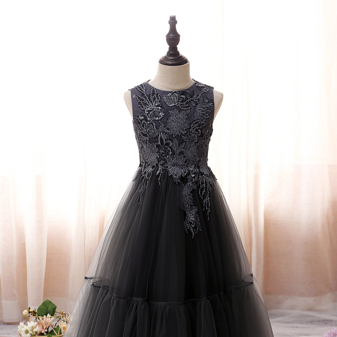 Boat Neck Sleeveless Tea-Length Satin/Lace/Tulle Girls Birthday Dresses With Appliques/Sequins Girls Gidiondress