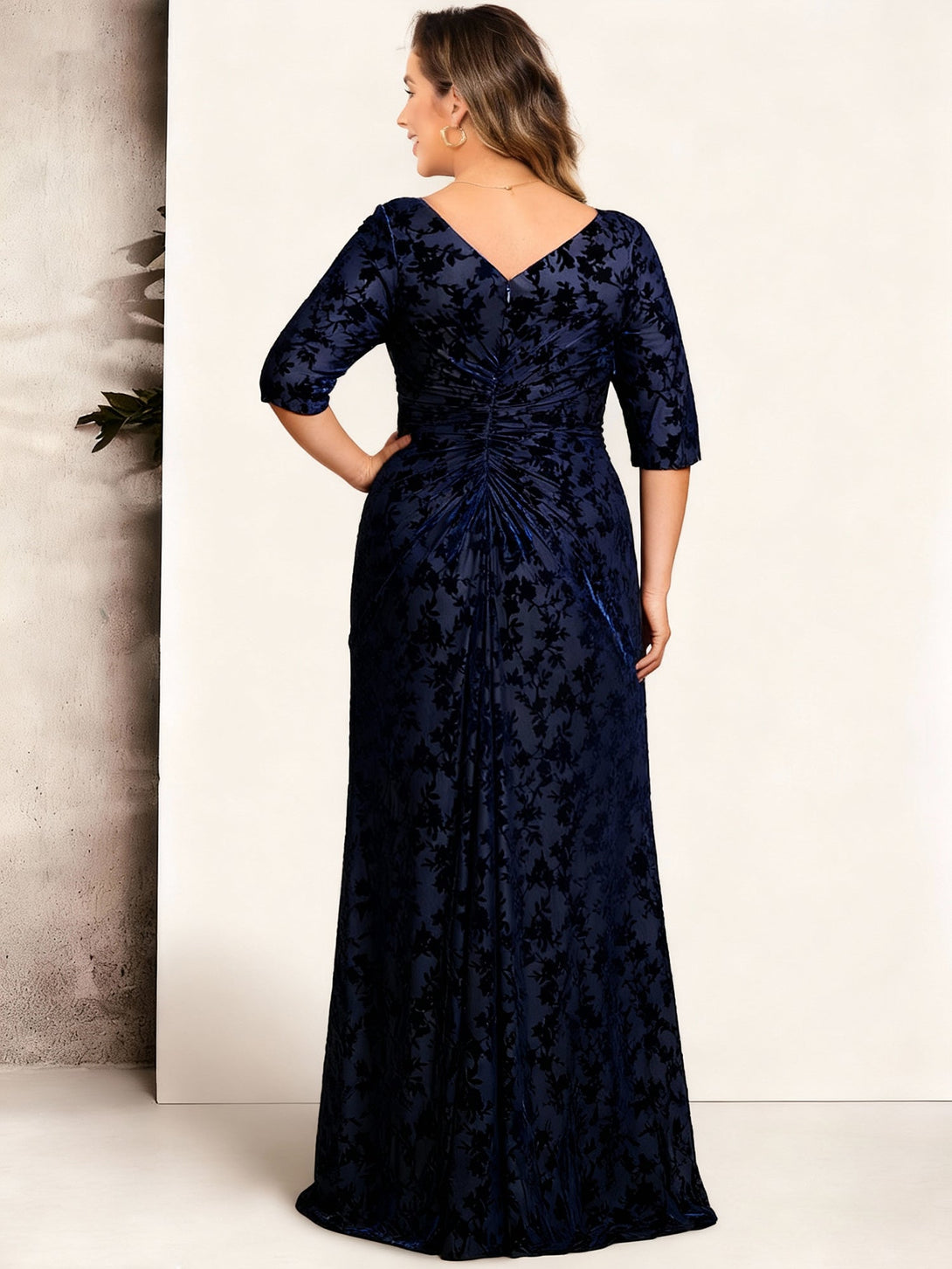 Sheath/Column V-Neck Velvet Floral Plus Size Mother Of The Bride Dresses Pleated BabaMila